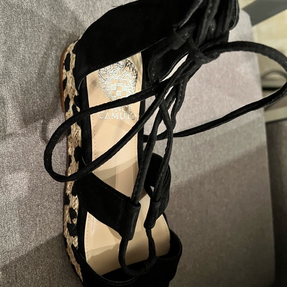 VINCE CAMUTO Animal Print KELLA ESPADRILLE Platforms, New! 8 1/2M NWT - Picture 9 of 9